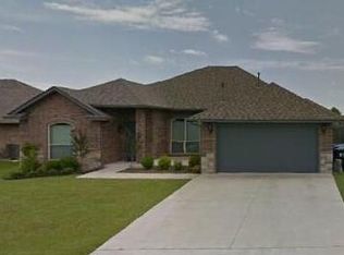 1414 Spoonwood Rd, Norman, OK 73071