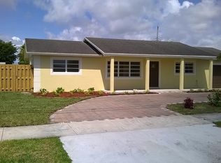2343 S Florida Mango Rd, West Palm Beach, FL 33406