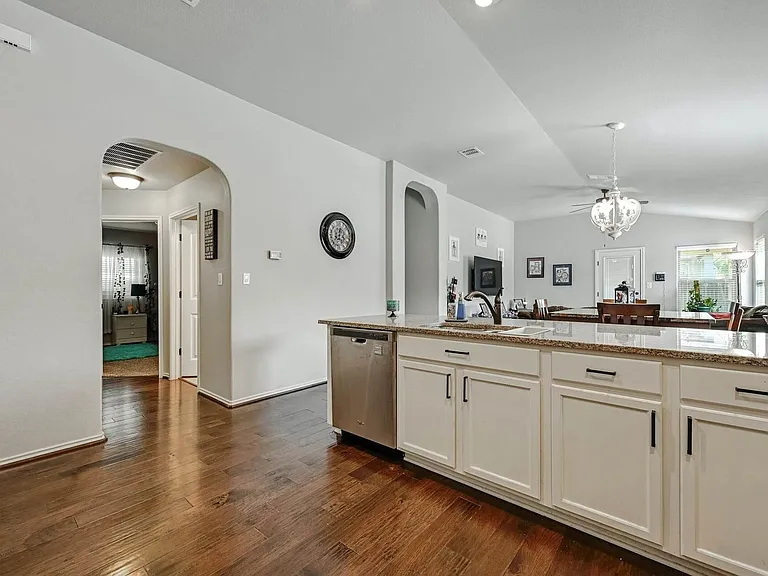 108 Brockston Dr — Photo 12