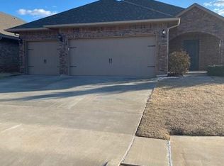 2436 NW 195th St, Edmond, OK 73012