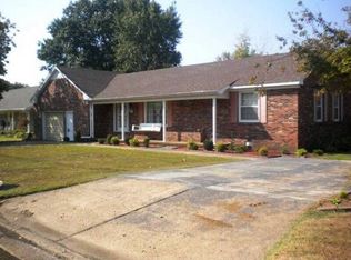 1363 Pleasant Valley Rd, Union City, TN 38261