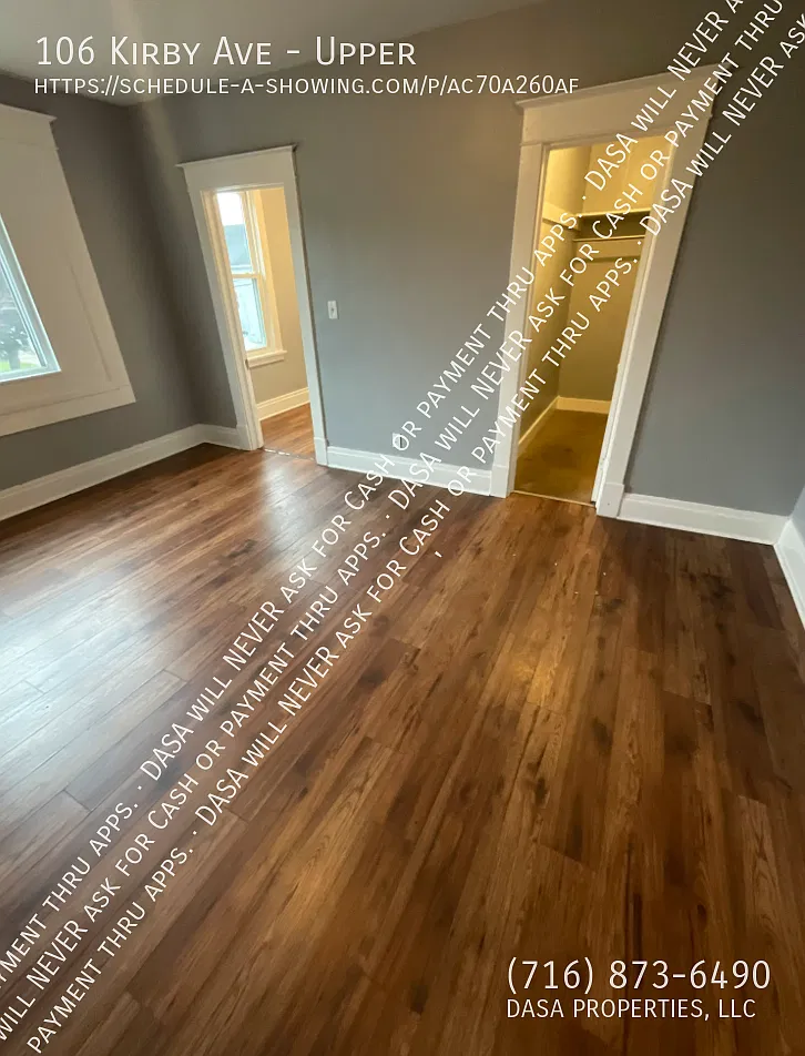 106 Kirby Upper - 3 Bed / 1 Bath — Photo 2