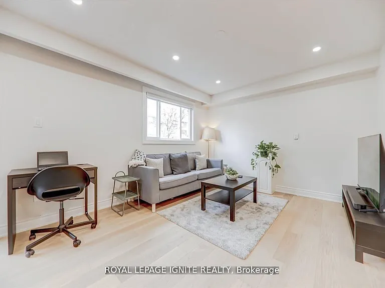 4023 Bishopstoke Ln #MAIN — Photo 23