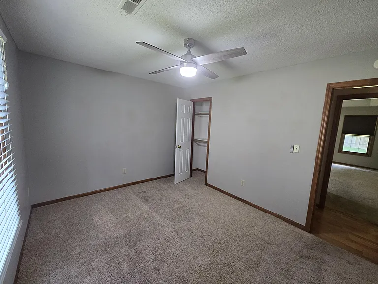 3700 Falmouth Dr — Photo 15