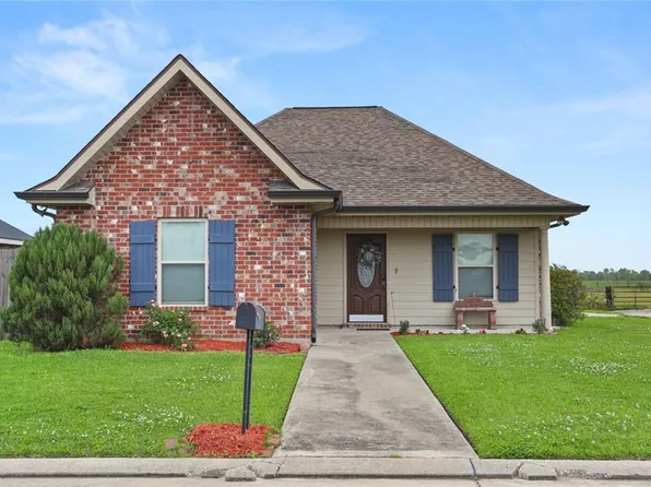 191 Darwen Dr, Raceland, LA 70394