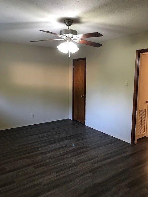 2nd image of 317 W School St #D