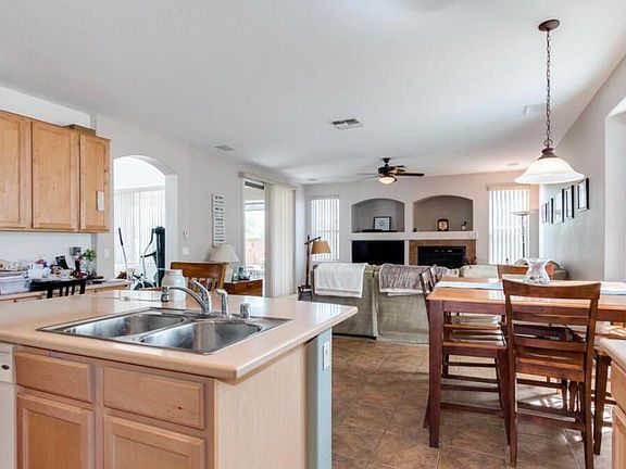 3rd image of 12159 N 149TH Drive