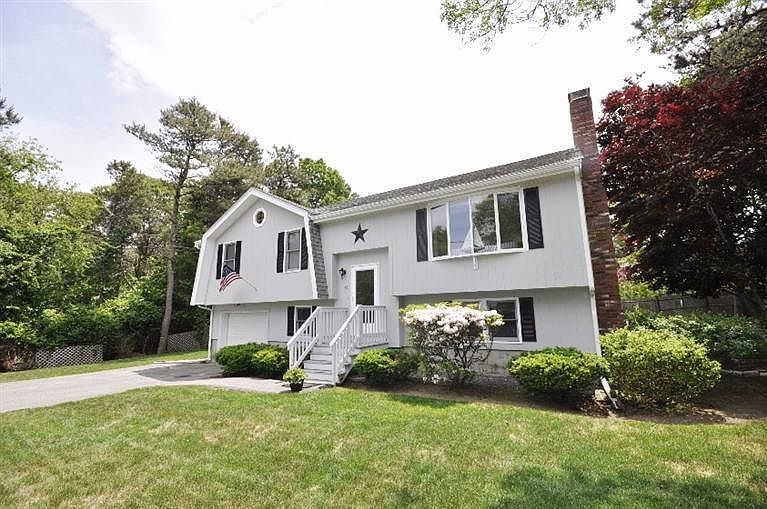 1st image of 65 Sachem Drive