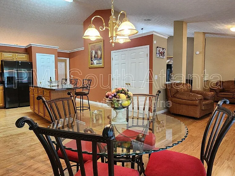 4284 Cedar Lake Cv — Photo 11