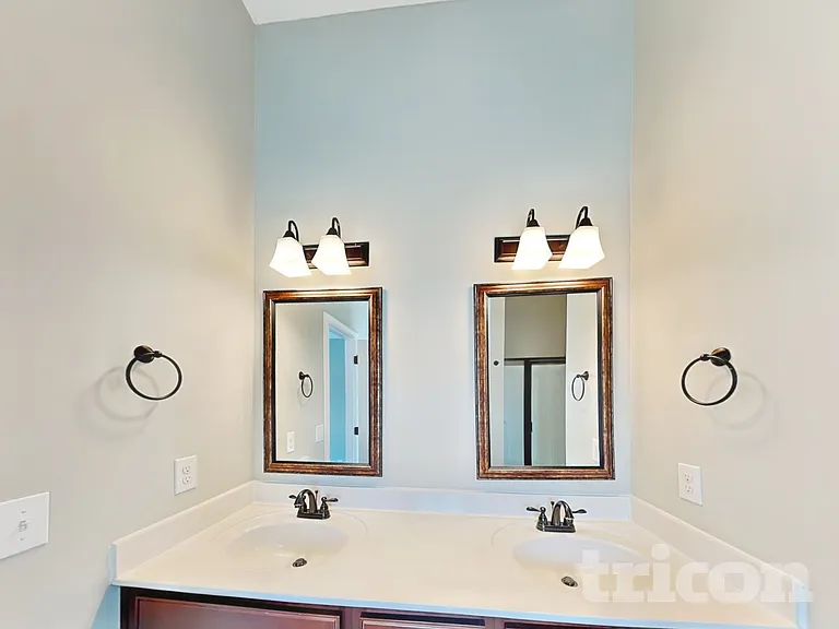 3772 Windhaven Dr — Photo 11