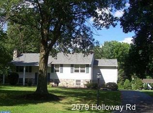 2079 Holloway Rd, Norristown, PA 19403