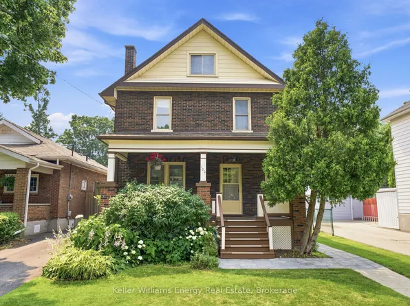 100 Burk St, Oshawa, ON L1J 4B9