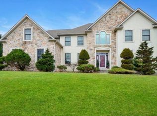 6800 Blue Church Rd S, Coopersburg, PA 18036