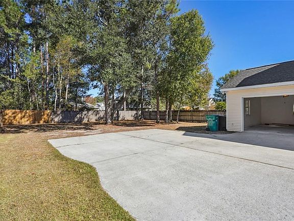 4th image of 1220 Belair Blvd