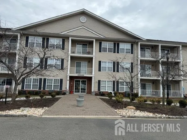 71 Liddle Ave, Edison, NJ 08837