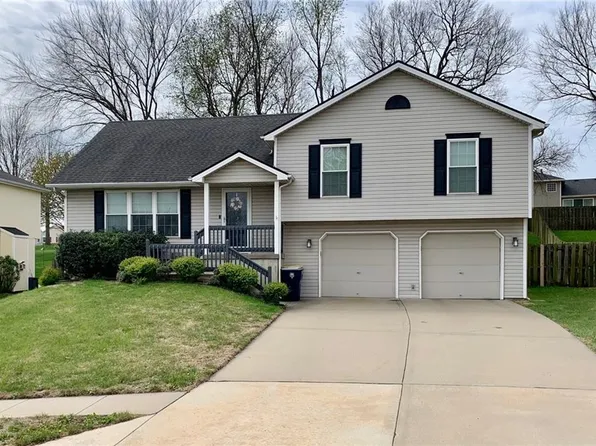 10611 NW 86th Ter, Kansas City, MO 64153