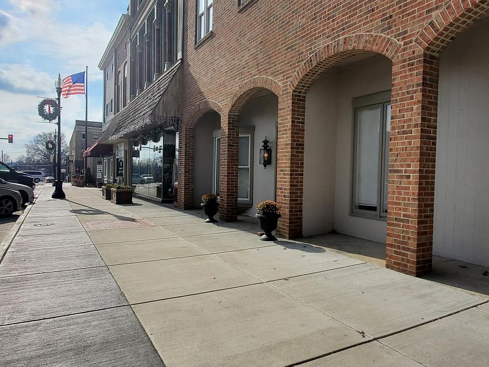 1st image of 119 S 2nd St #3