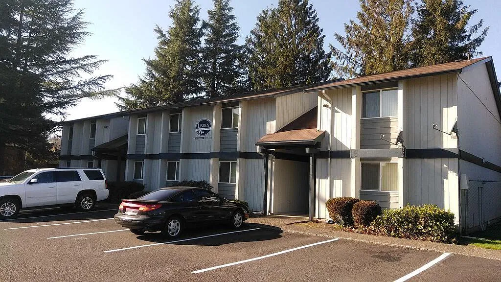 Linden Apartments — Photo 3