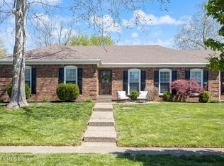 1001 Ambridge Dr, Windy Hills, KY 40207