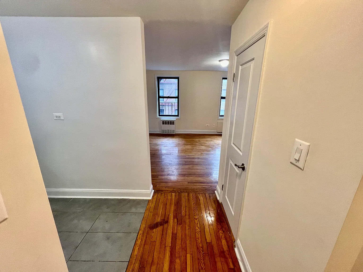 1 bed, 825 sqft, $1,895 — Photo 4