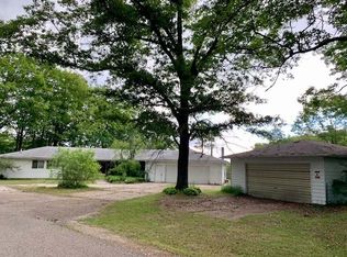 3265 Bischoff Dr, Harrison, MI 48625