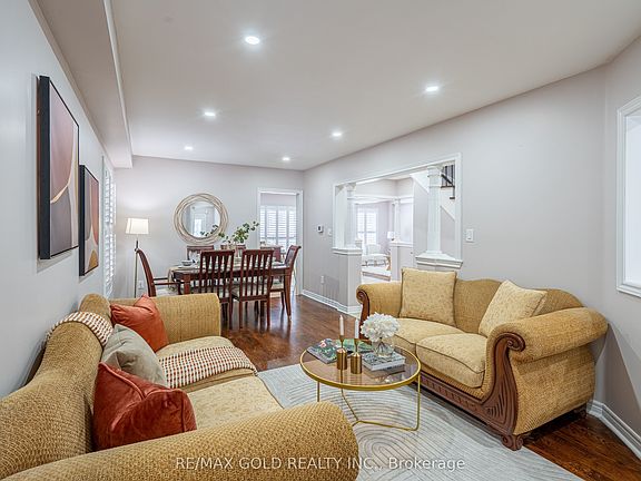 5th image of 72 Barleyfield Rd