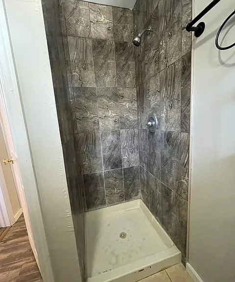 162 Main St #E — Photo 8