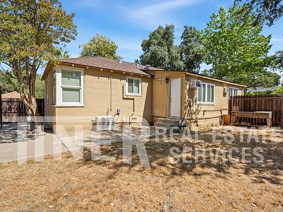 4th image of 2305 Garfield Ave #B