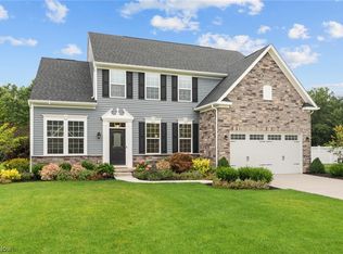 2310 Pendleton Ct, Avon, OH 44011