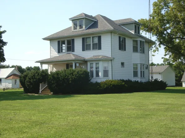 1698 E Thousand North Rd, Milford, IL 60953