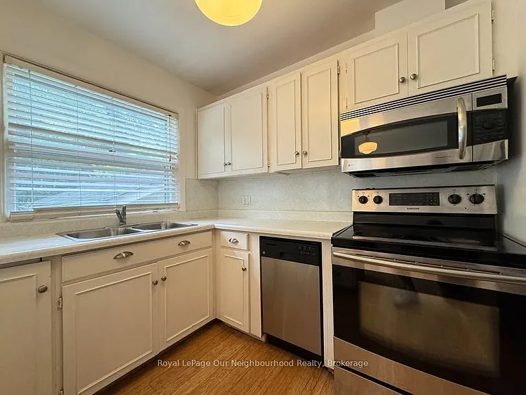 73 Eugenia St #MAIN — Photo 10