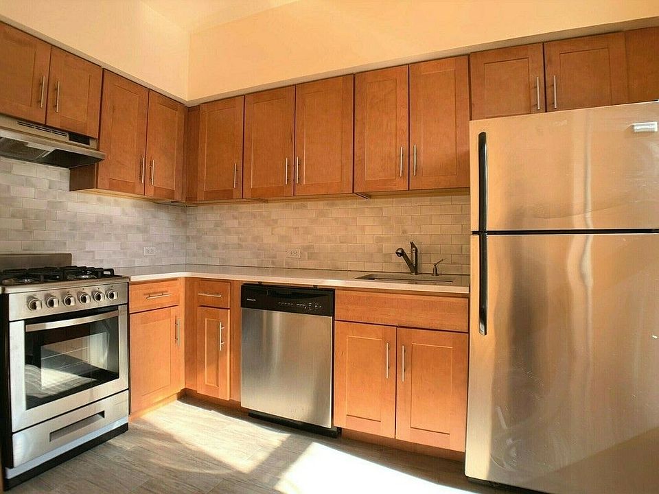 1st image of 355 W 51st St #61A