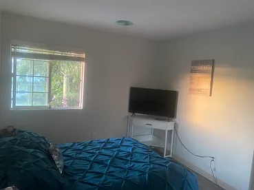 4 bed, 3.0 bath, 1560 sqft, $3,750 — Photo 3
