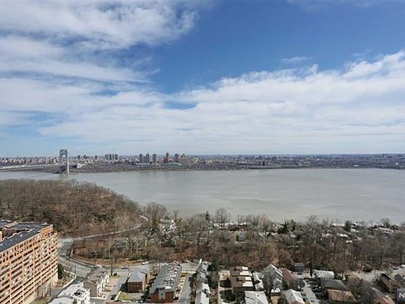 2nd image of 1530 Palisade Ave APT 11B