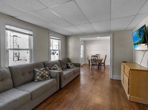 110 Merrimac St Floor 1