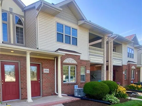 1954 Devinci Dr #A202, Toledo, OH 43615