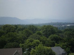 1537 Read Mountain Rd NE, Roanoke, VA 24019