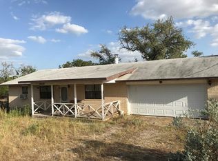 470 Dinosaur Ranch Rd, Harper, TX 78631
