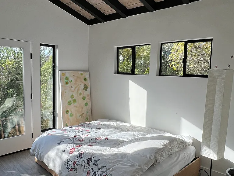 353 Mariposa Dr #H — Photo 23