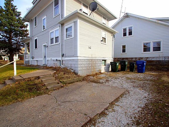 4th image of 2724 Brady St