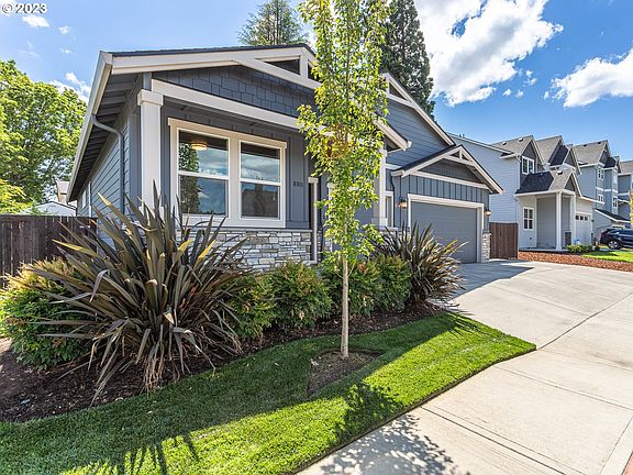 3rd image of 6911 NE 71st Way