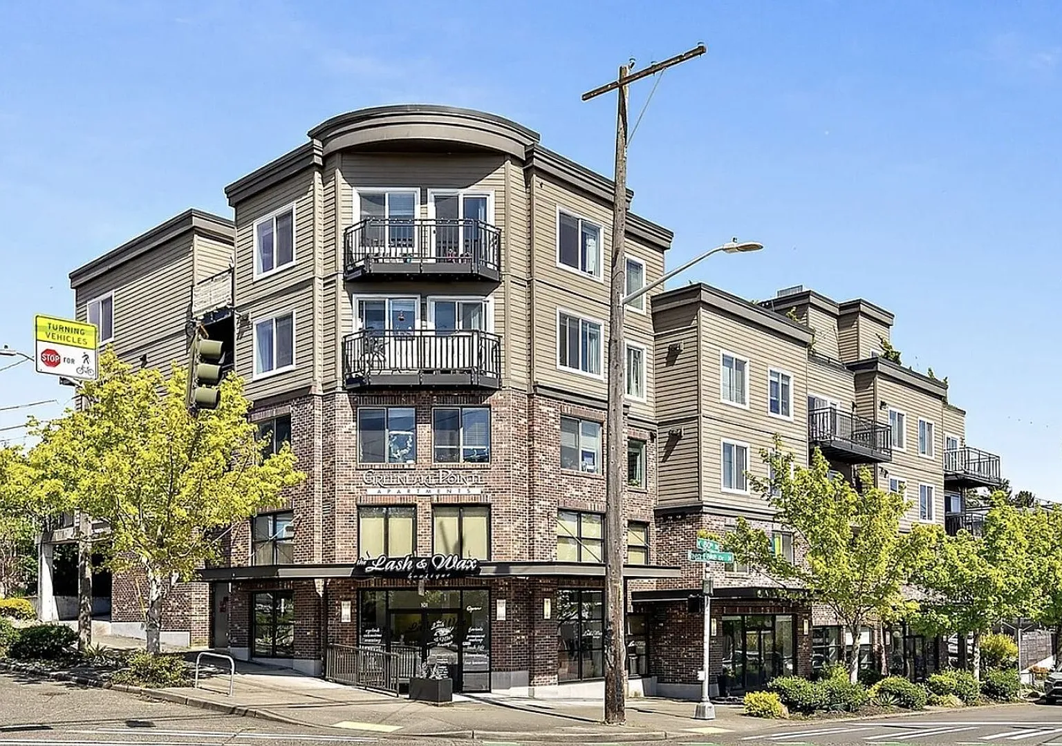 Greenlake Pointe — Photo 1