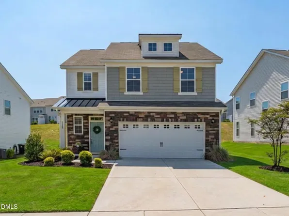 1268 Sidney Creek Dr, Zebulon, NC 27597