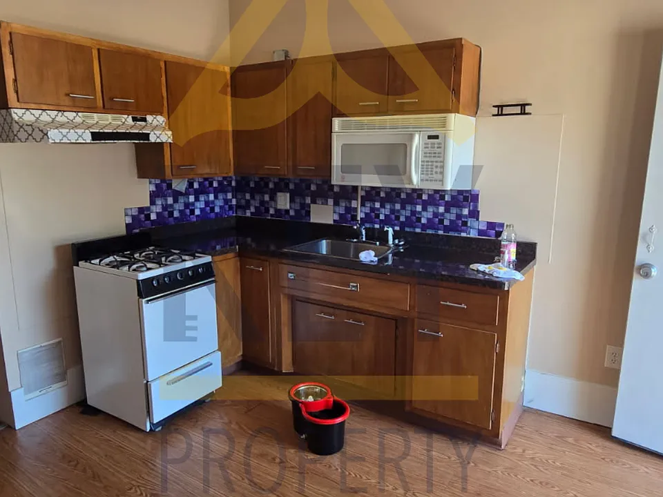 1454 Dewey Ave #1