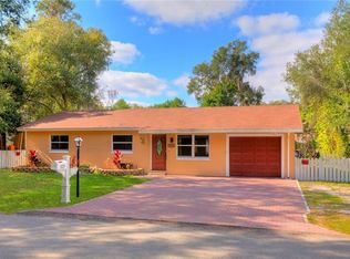 529 Park Dr, Orange City, FL 32763