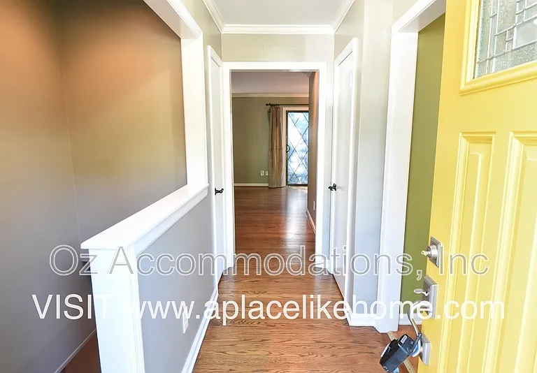 8870 Westbrooke Dr — Photo 4