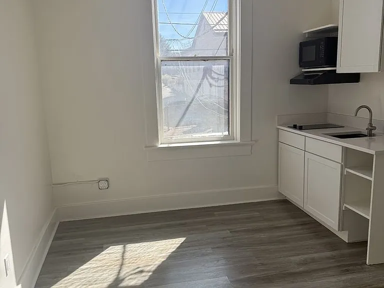 129 N Cortez St — Photo 18