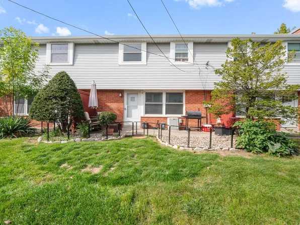 1363 Josephine STREET #B, Waukesha, WI 53186