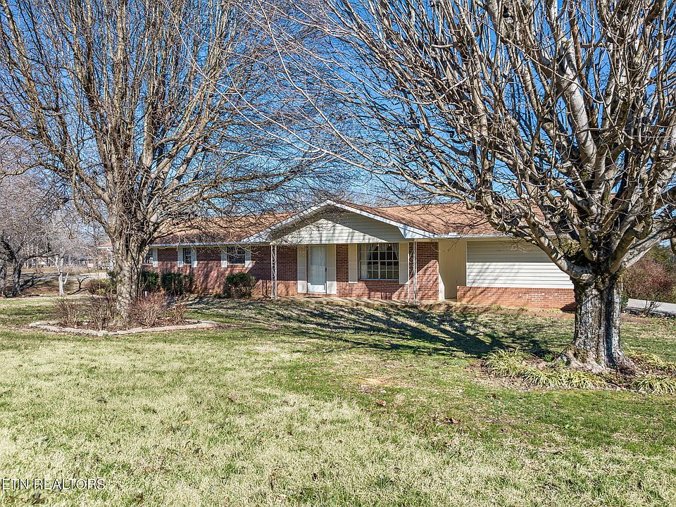 1st image of 228 Sequoyah Dr