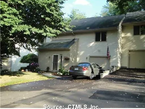 131 W Grayling Ln, Suffield, CT 06078